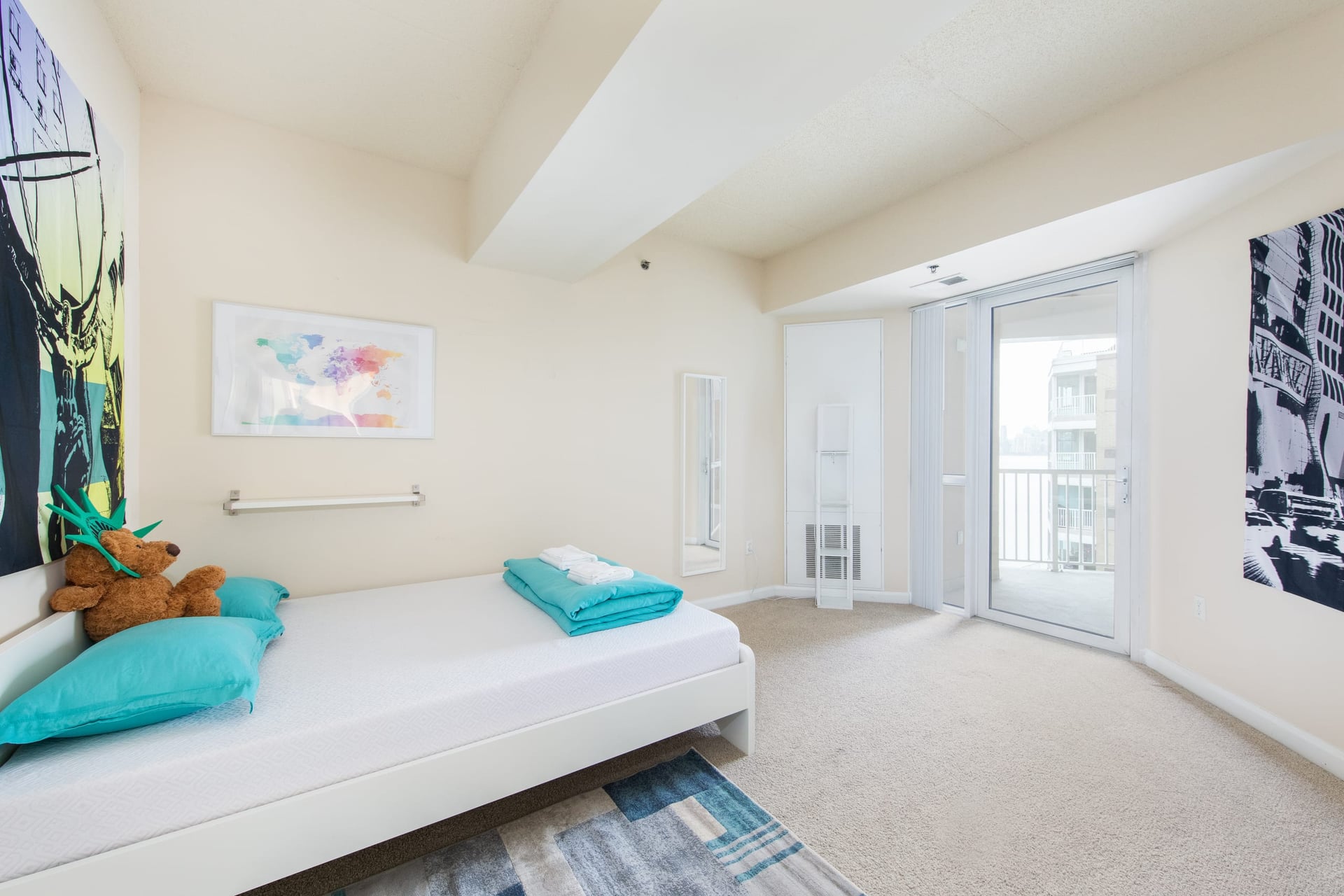 Jersey City interior — view 1.