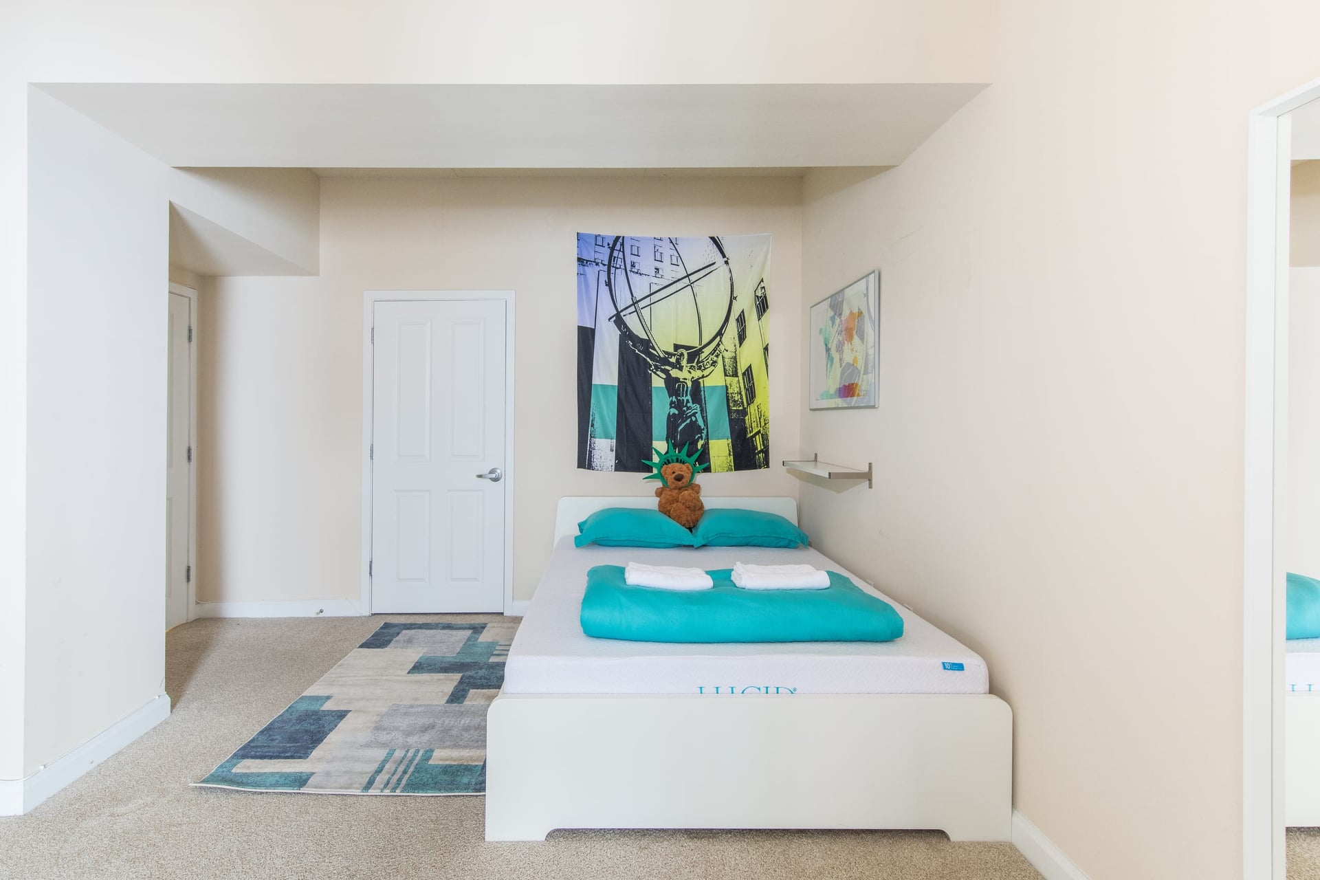Jersey City interior — view 2.