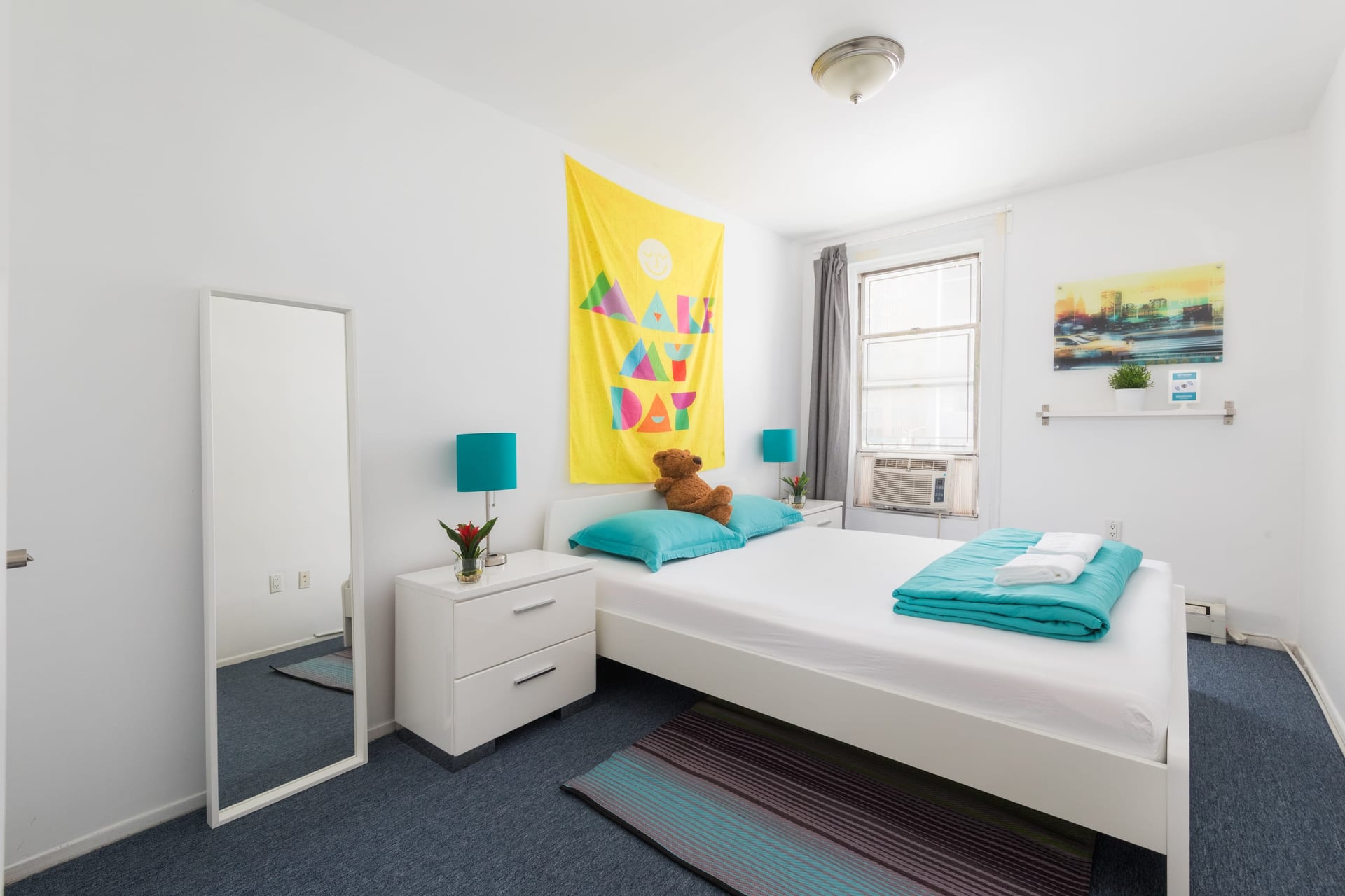 midtown-shared interior — view 4.
