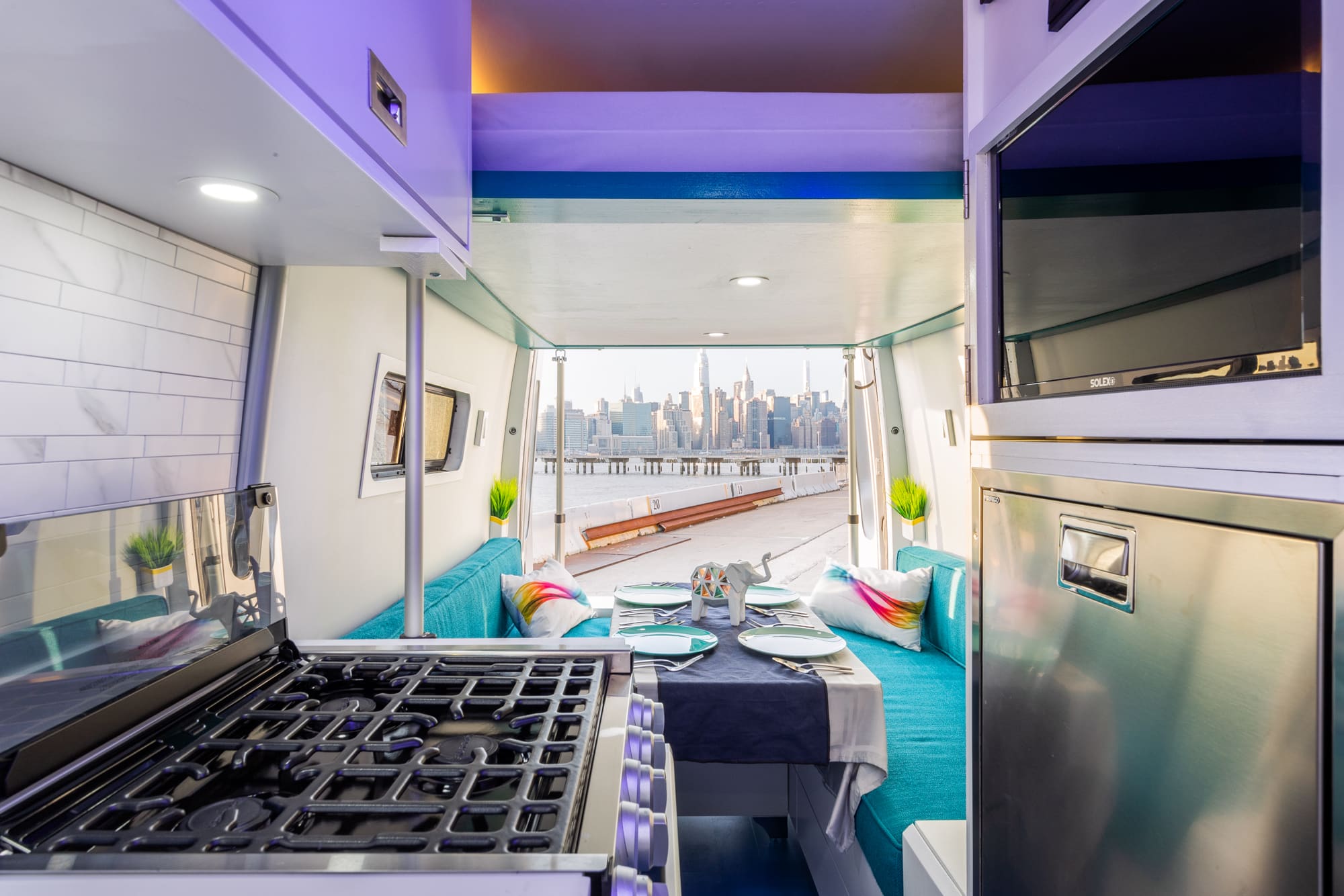 Meals on wheels, sunsets included — PermaGO photograph